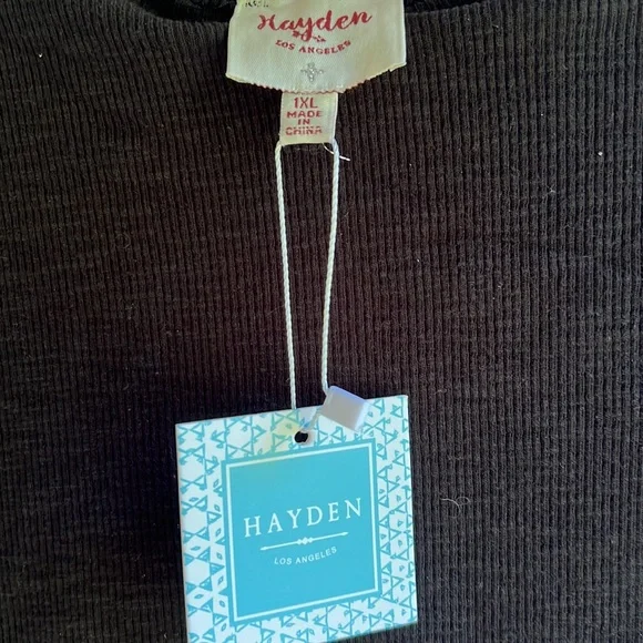 HAYDEN NWT BLACK SHORT SLEEVE RIBBED MATERIAL TOP SIZE 1XL - Picture 4 of 4